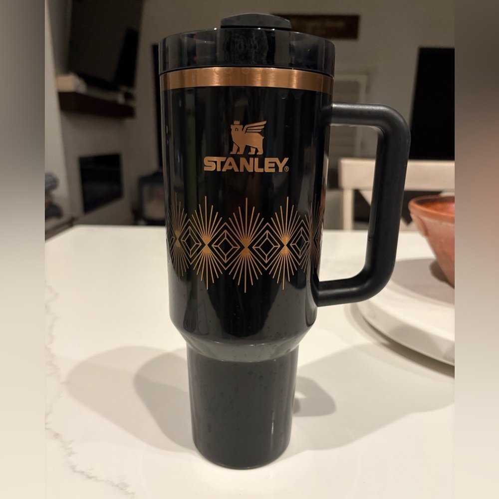 Stanley 40oz Tumbler| Black Deco Limited Edition